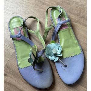 Lilly Pulitzet size 9 thong strap sandal florwer